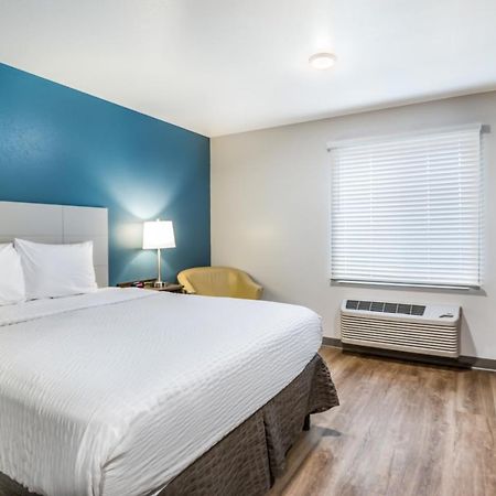 Woodspring Suites Bakersfield East Екстер'єр фото