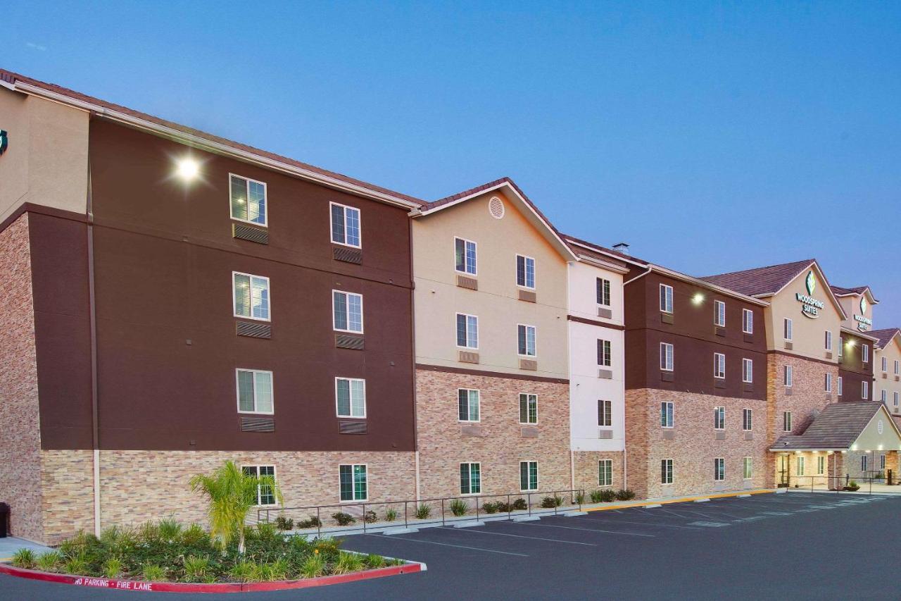 Woodspring Suites Bakersfield East Екстер'єр фото