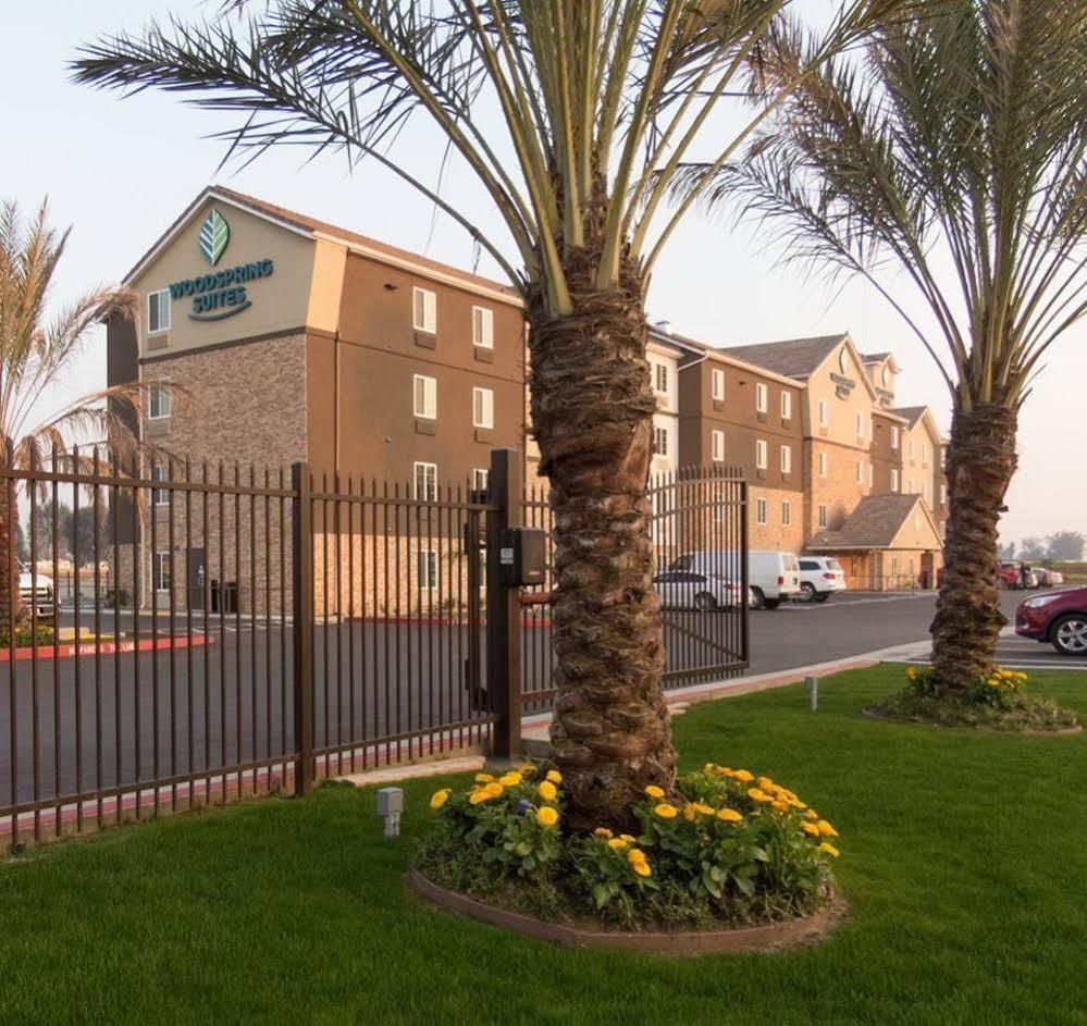 Woodspring Suites Bakersfield East Екстер'єр фото