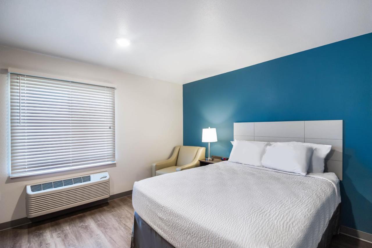 Woodspring Suites Bakersfield East Екстер'єр фото