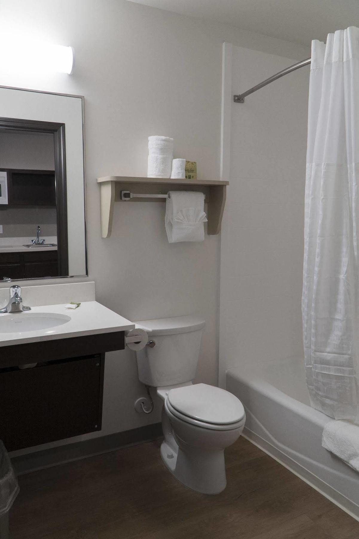 Woodspring Suites Bakersfield East Екстер'єр фото
