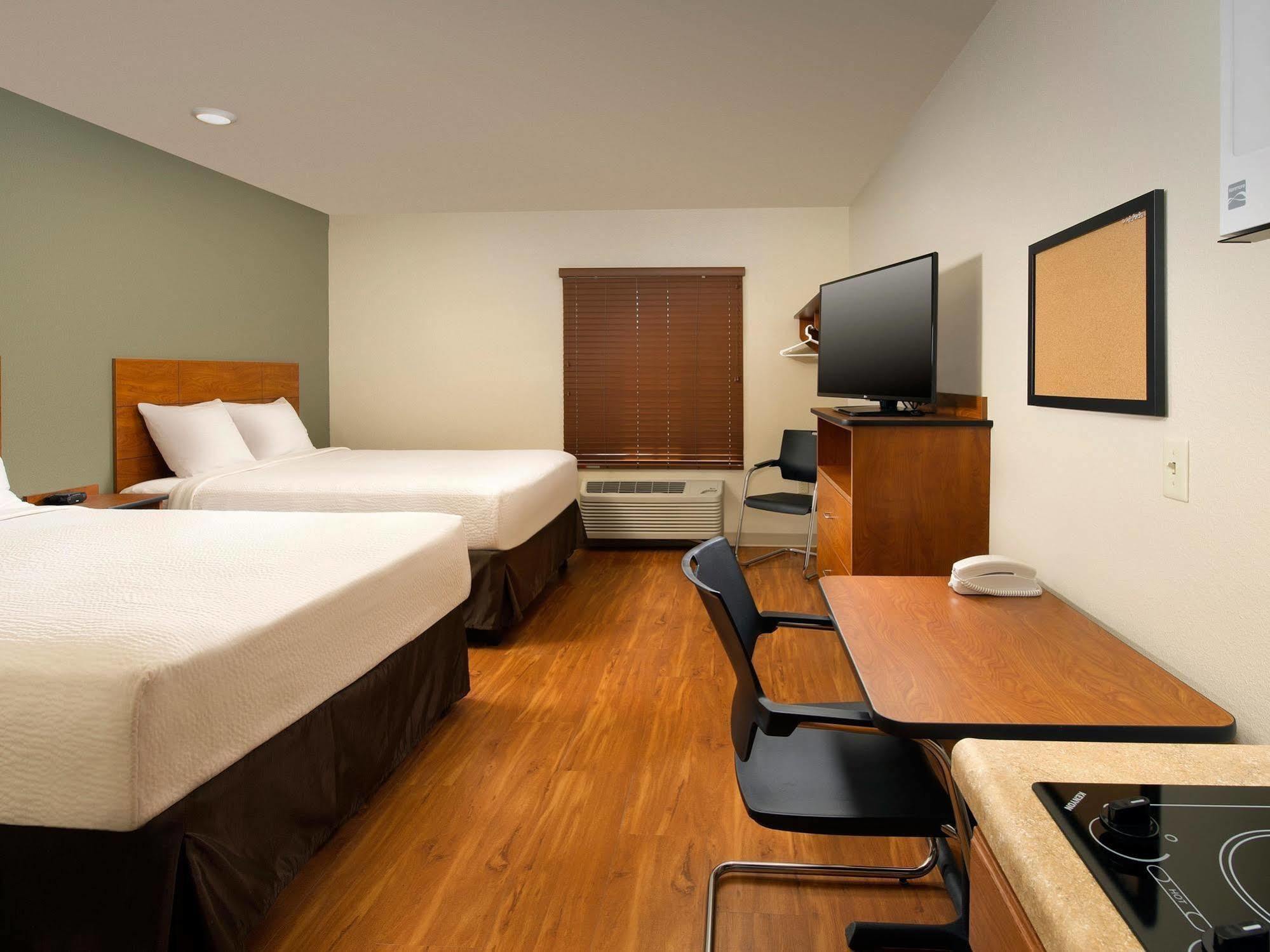 Woodspring Suites Bakersfield East Екстер'єр фото